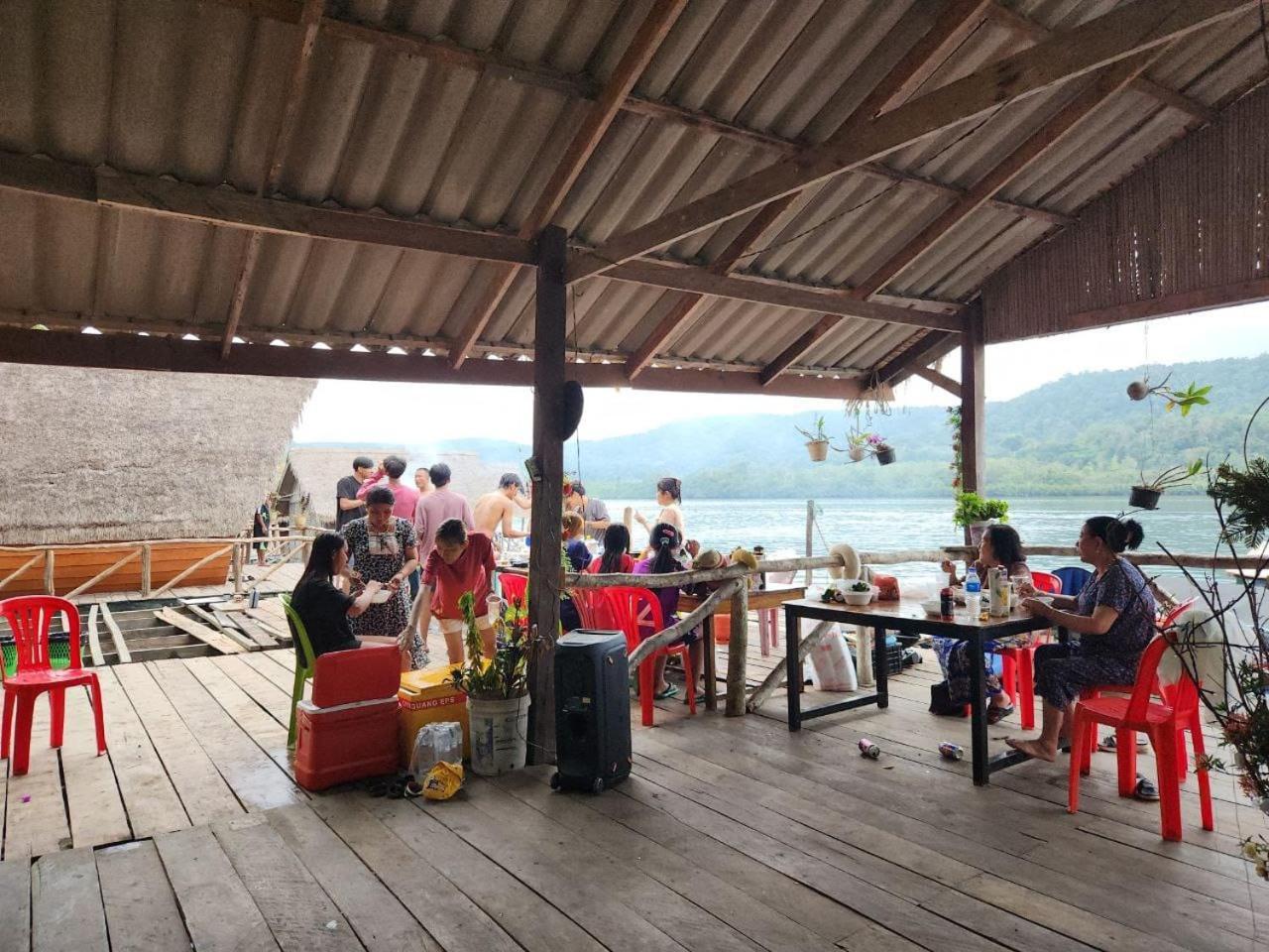 Krŏng Kaôh KŏngThe Floating House别墅 外观 照片