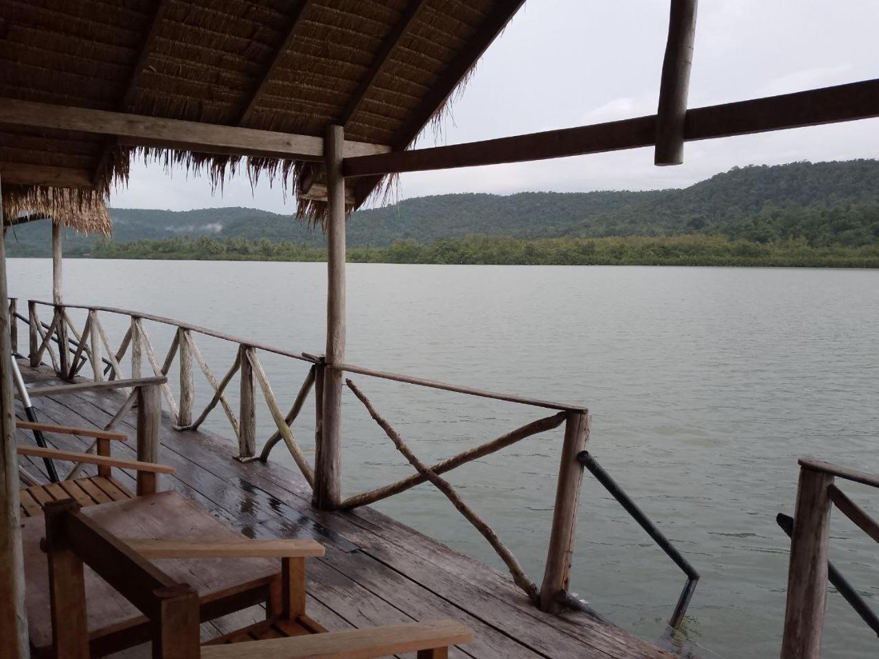Krŏng Kaôh KŏngThe Floating House别墅 外观 照片