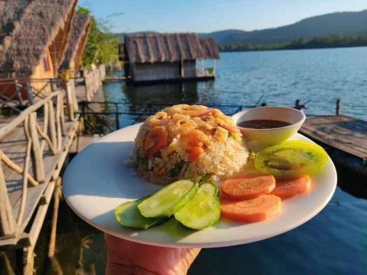 Krŏng Kaôh KŏngThe Floating House别墅 外观 照片