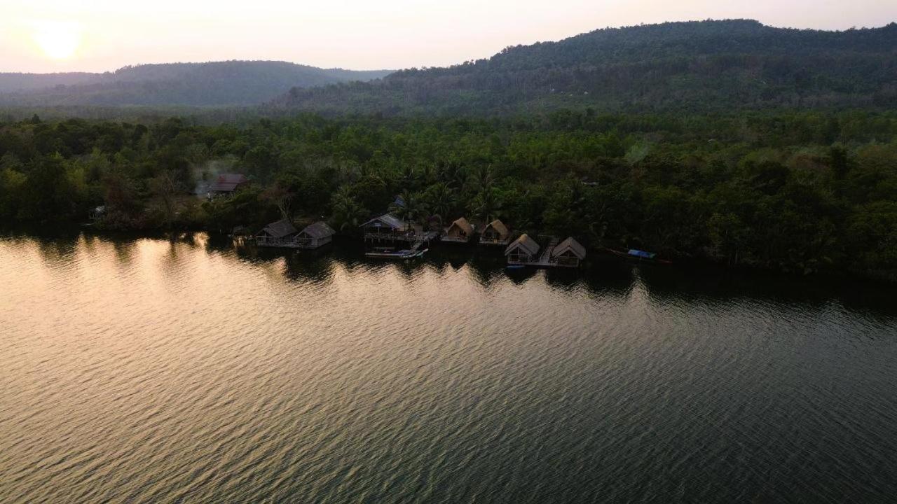 Krŏng Kaôh KŏngThe Floating House别墅 外观 照片